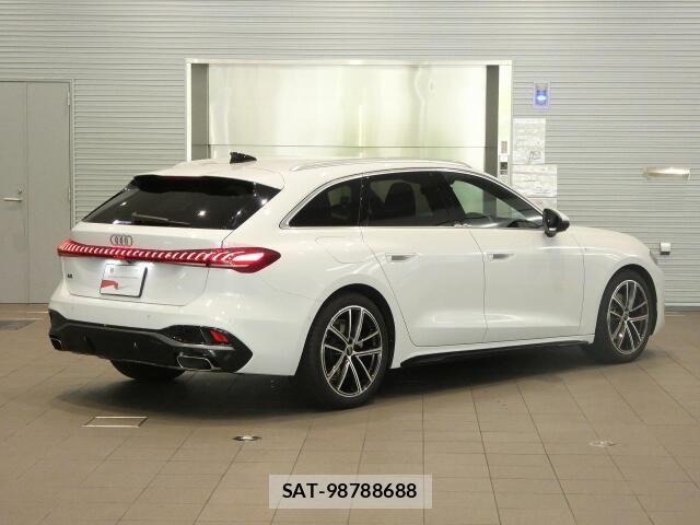 Audi A5 2025-05 8206372-6