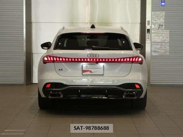 Audi A5 2025-05 8206372-8