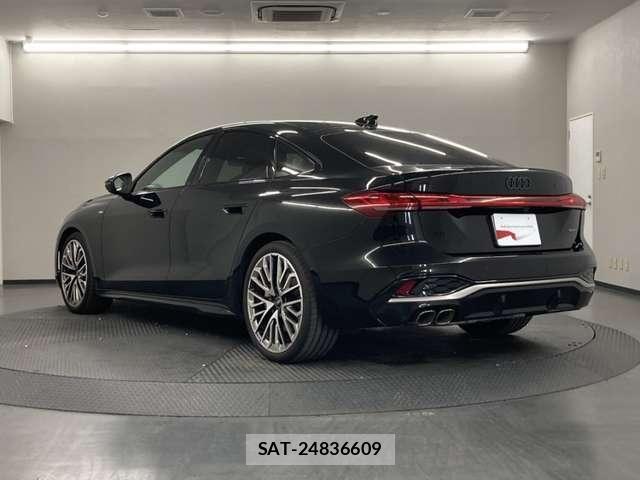 Audi A5 2025-10 8740573-7