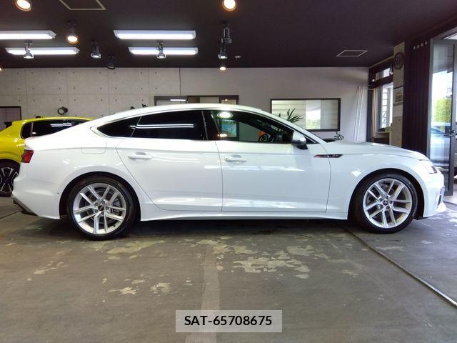 Audi A5 2022-04 1427632-3