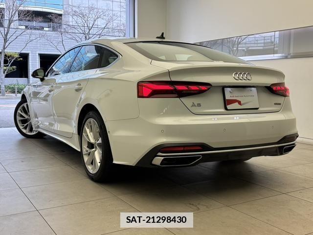 Audi A5 2021-04 4369809-2