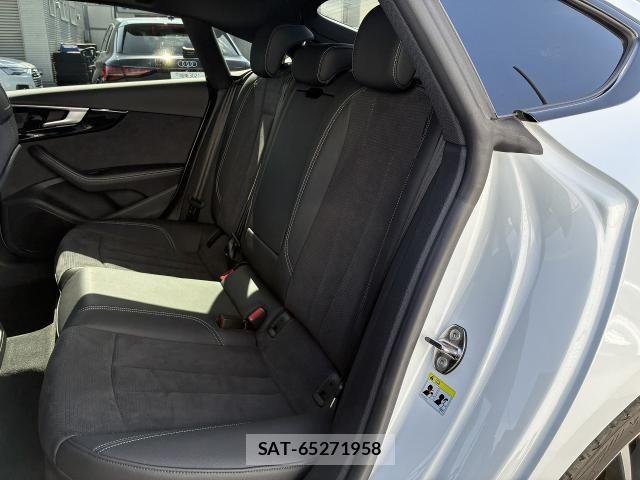 Audi A5 2023-12 6641259-14