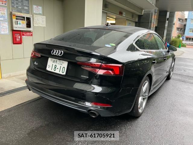 Audi A5 2019-12 7215020-1