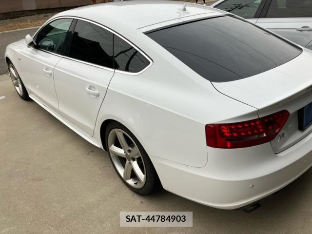 Audi A5 2011-06 7249838-2