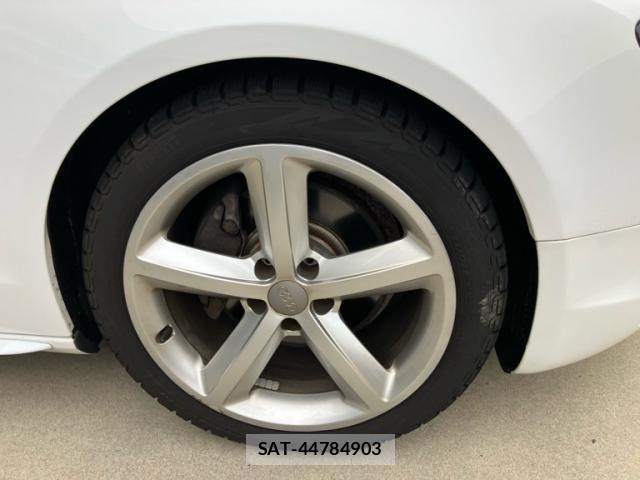 Audi A5 2011-06 7249838-3