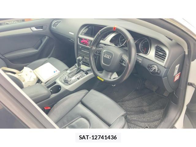 Audi A5 2011-10 7325743-15
