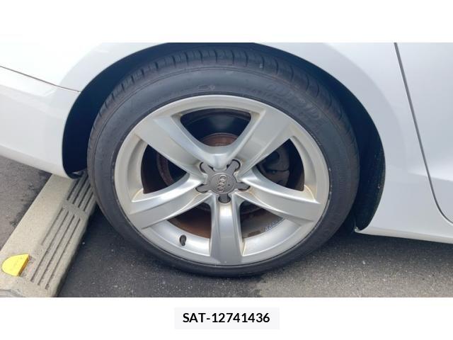 Audi A5 2011-10 7325743-16