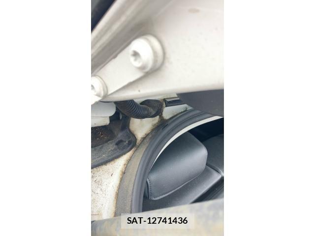 Audi A5 2011-10 7325743-19