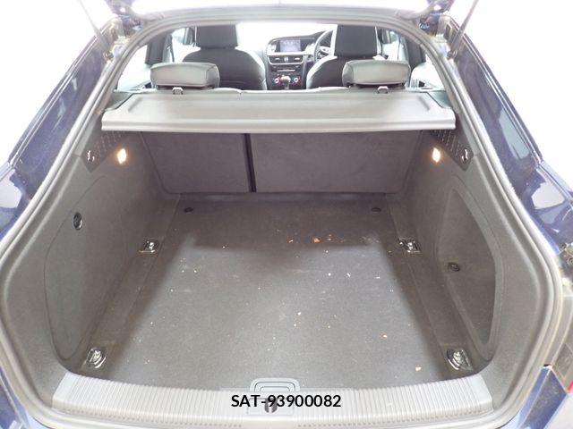 Audi A5 2012-05 7720925-23