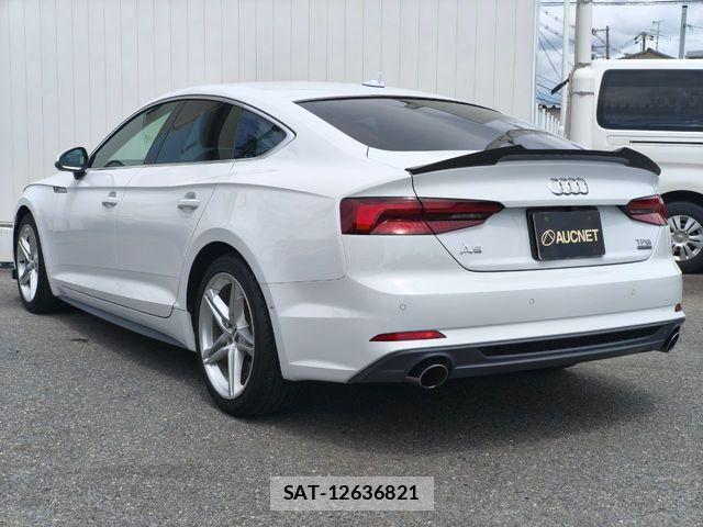 Audi A5 2017-08 7782702-2