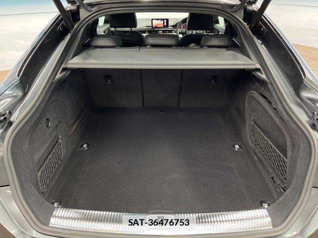 Audi A5 2018-06 7782696-13