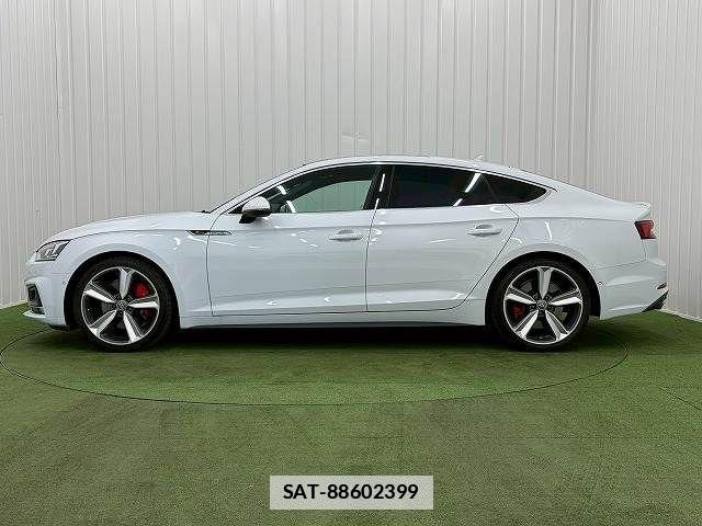 Audi A5 2018-11 7960557-13