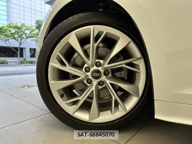 Audi A5 2021-10 8072899-16