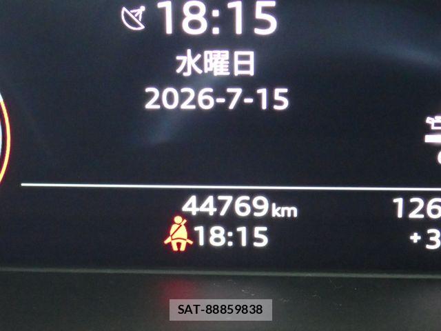 Audi A5 2022-06 8072888-12