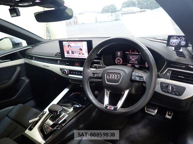 Audi A5 2022-06 8072888-1