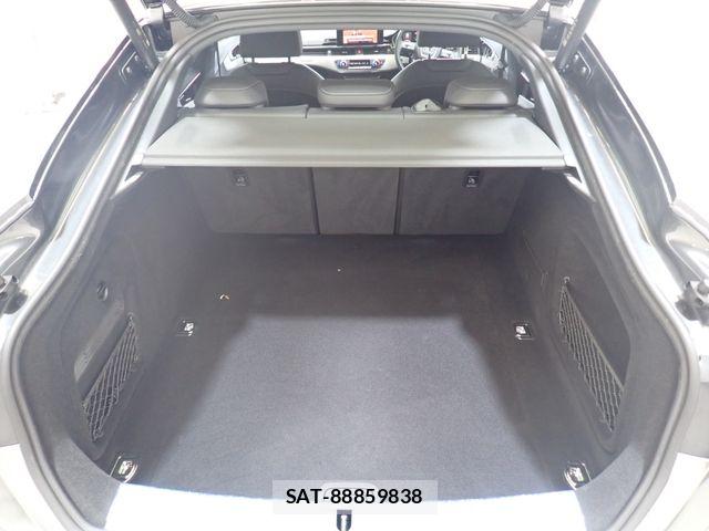 Audi A5 2022-06 8072888-24