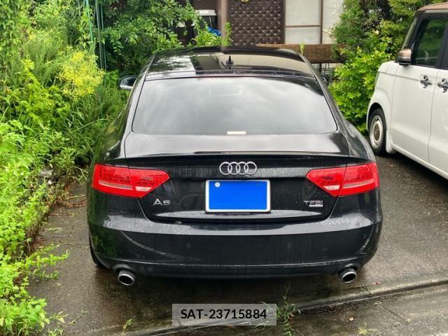 Audi A5 2011-07 8098056-2