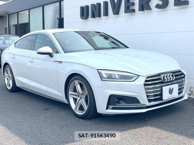 Audi A5 2018-07 8128999-16