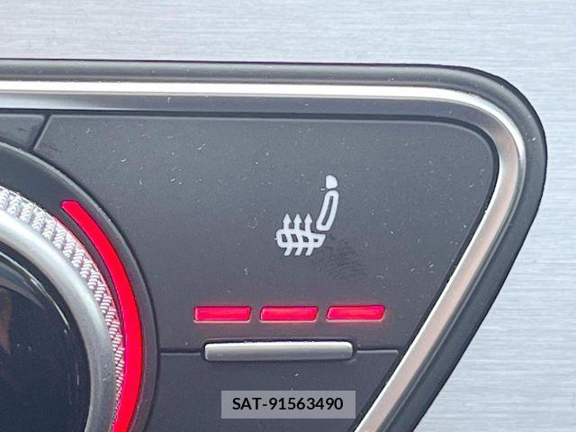 Audi A5 2018-07 8128999-7