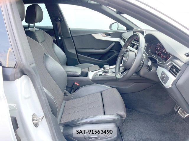 Audi A5 2018-07 8128999-8