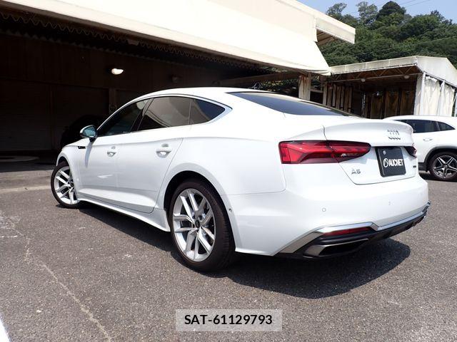 Audi A5 2022-04 8145492-2