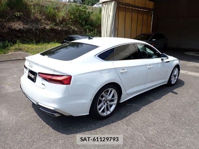 Audi A5 2022-04 8145492-6