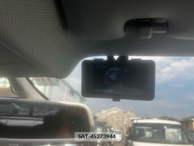 Audi A5 2011-11 8313138-13