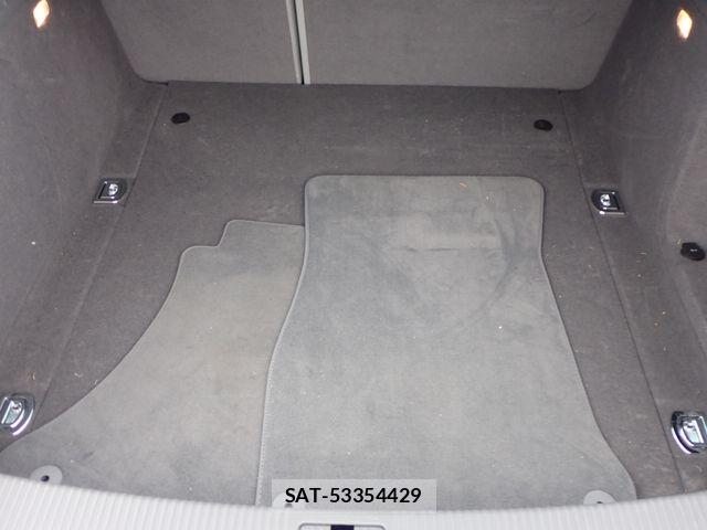 Audi A5 2016-05 8411265-25