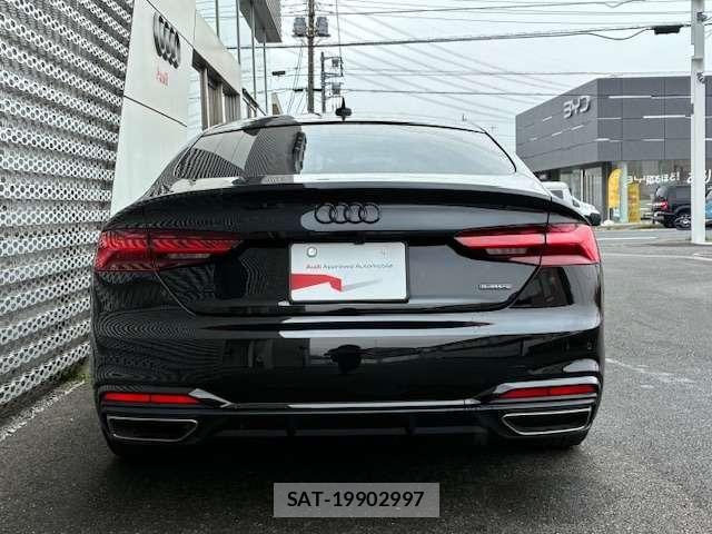 Audi A5 2022-03 8740579-3