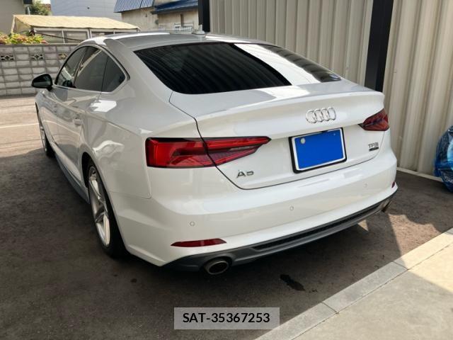 Audi A5 2017-07 8740588-3