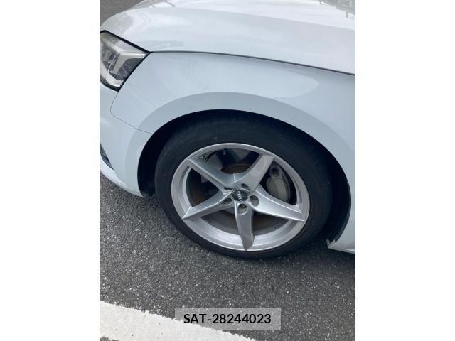 Audi A5 2017-06 8827906-11