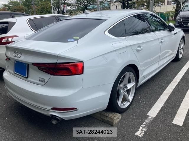 Audi A5 2017-06 8827906-4