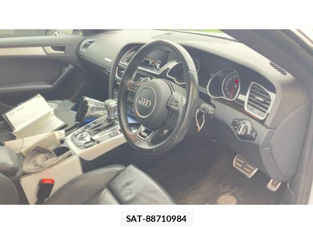 Audi A5 2015-11 8878735-8
