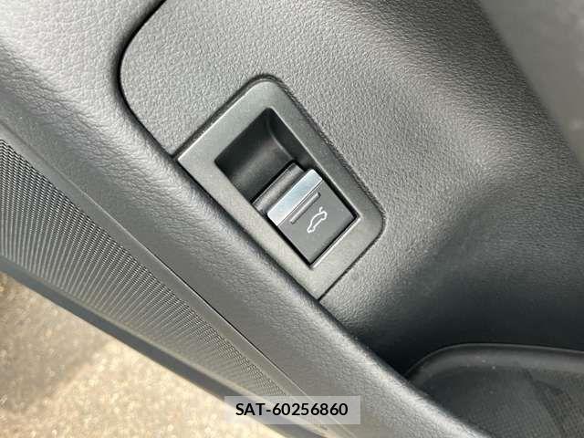 Audi A6 2023-08 6009541-11