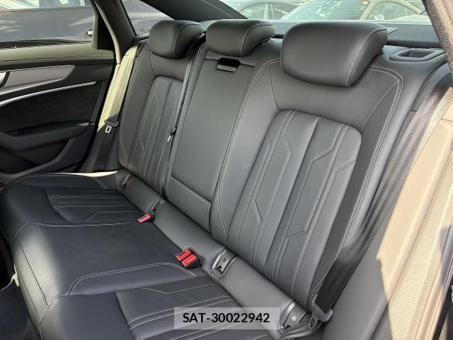 Audi A6 2021-12 6641261-13