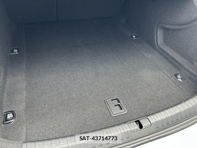 Audi A6 2021-10 7615061-16