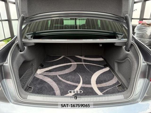 Audi A6 2020-10 7782704-17