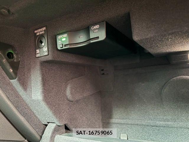 Audi A6 2020-10 7782704-22