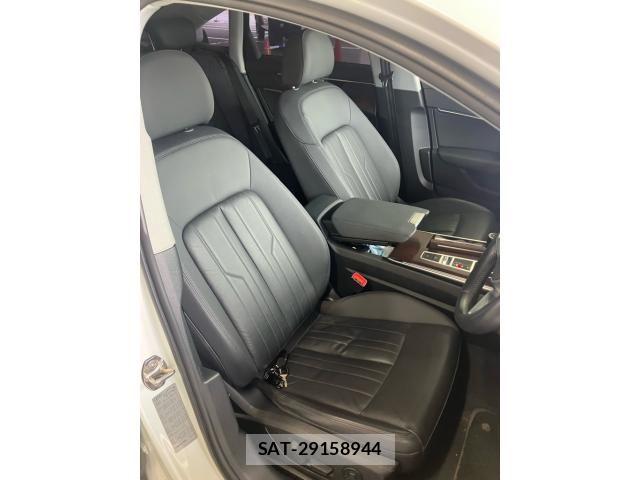 Audi A6 2021-10 8313140-14