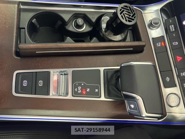 Audi A6 2021-10 8313140-23