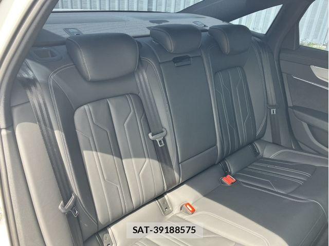 Audi A6 2021-11 8740590-15