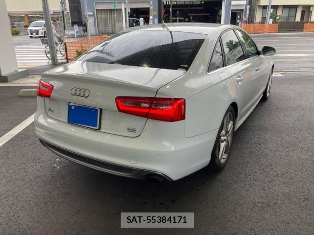 Audi A6 2014-02 8740591-2