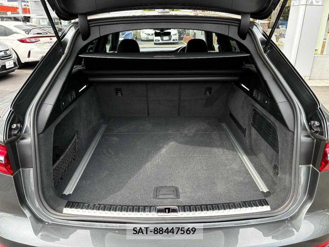 Audi A6 2020-11 6902259-28