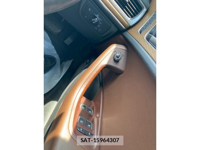 Audi A6 2015-08 7453001-9