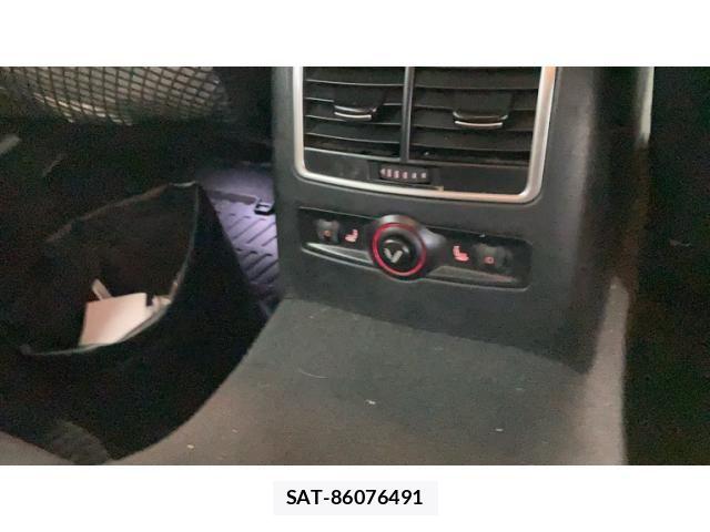 Audi A6 2011-01 7875344-18