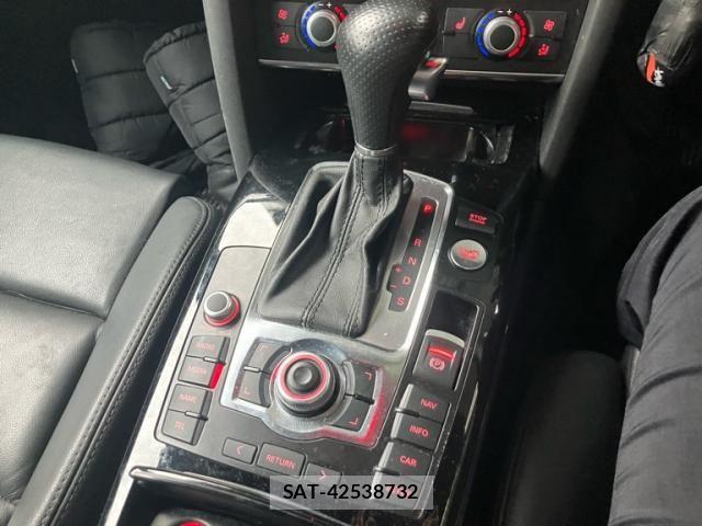 Audi A6 2011-01 7875345-15