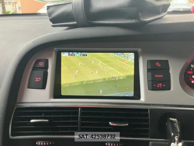 Audi A6 2011-01 7875345-17
