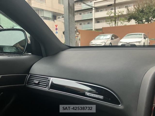 Audi A6 2011-01 7875345-20