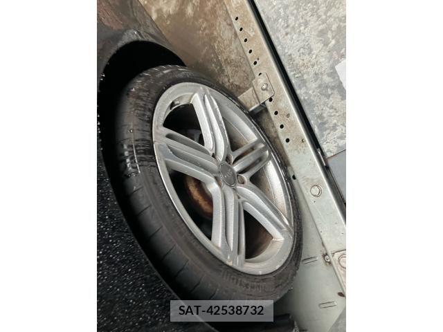 Audi A6 2011-01 7875345-6