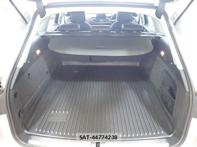 Audi A6 2012-05 8072904-26